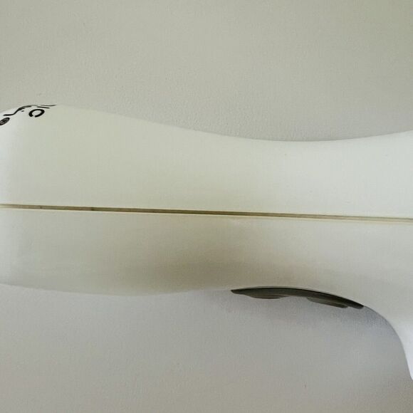 CLARISONIC x KEITH HARING Mia 2 Holiday Love Special Edition With Charger - Picture 5 of 9